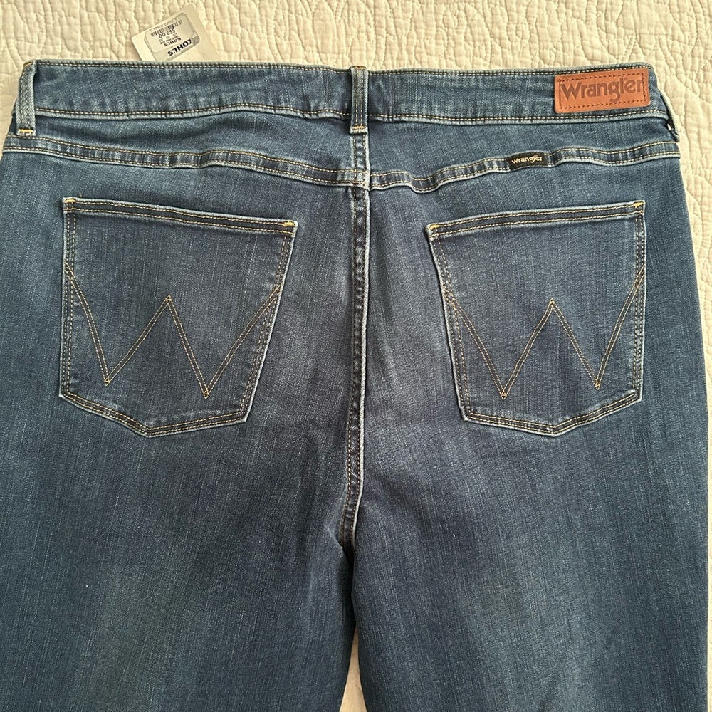Wrangler women’s jeans size 16